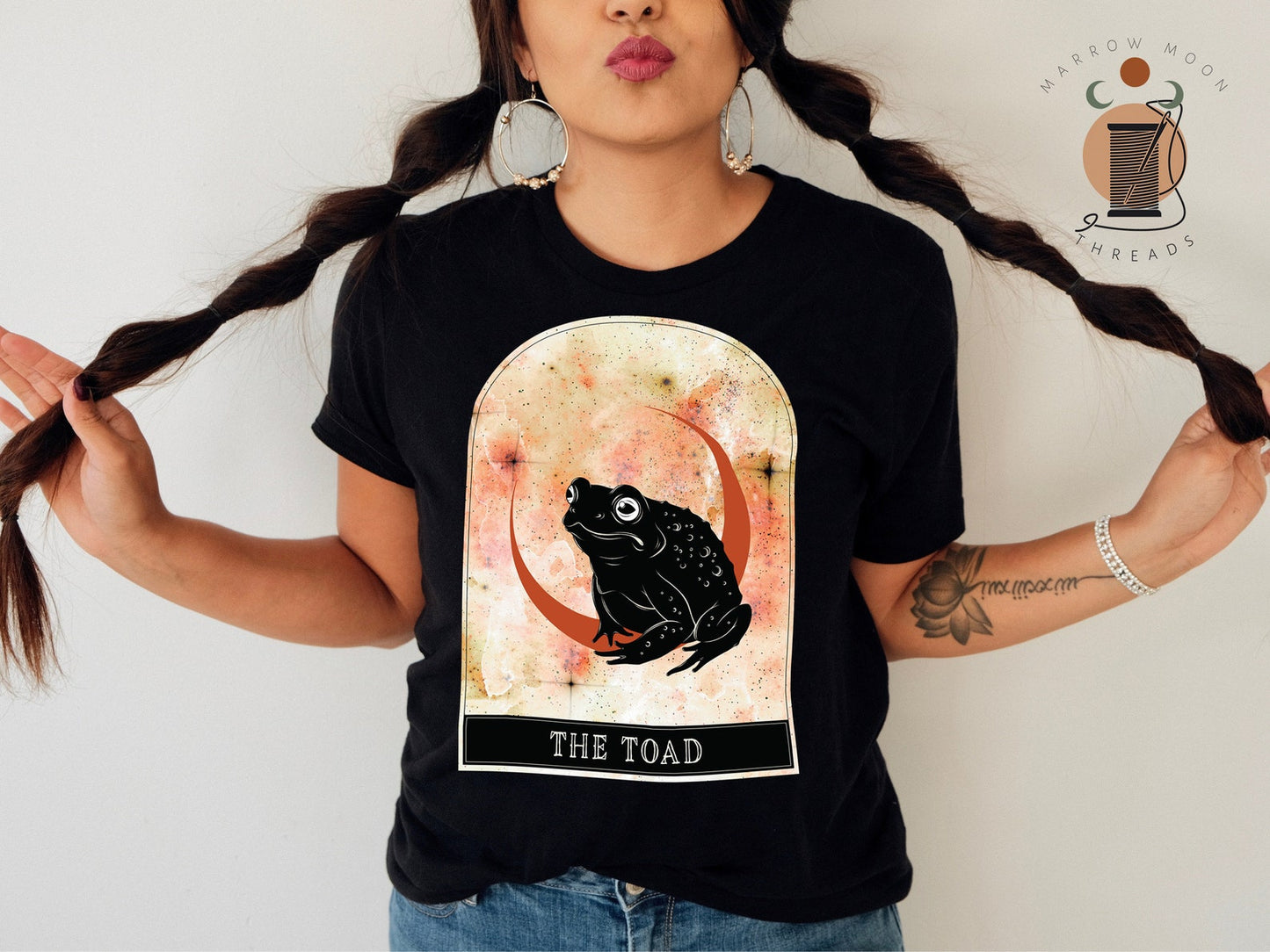 Witch's Familiar Toad Spirit Animal Shirt Fairycore Dark Academia Witch Aesthetic Shirt